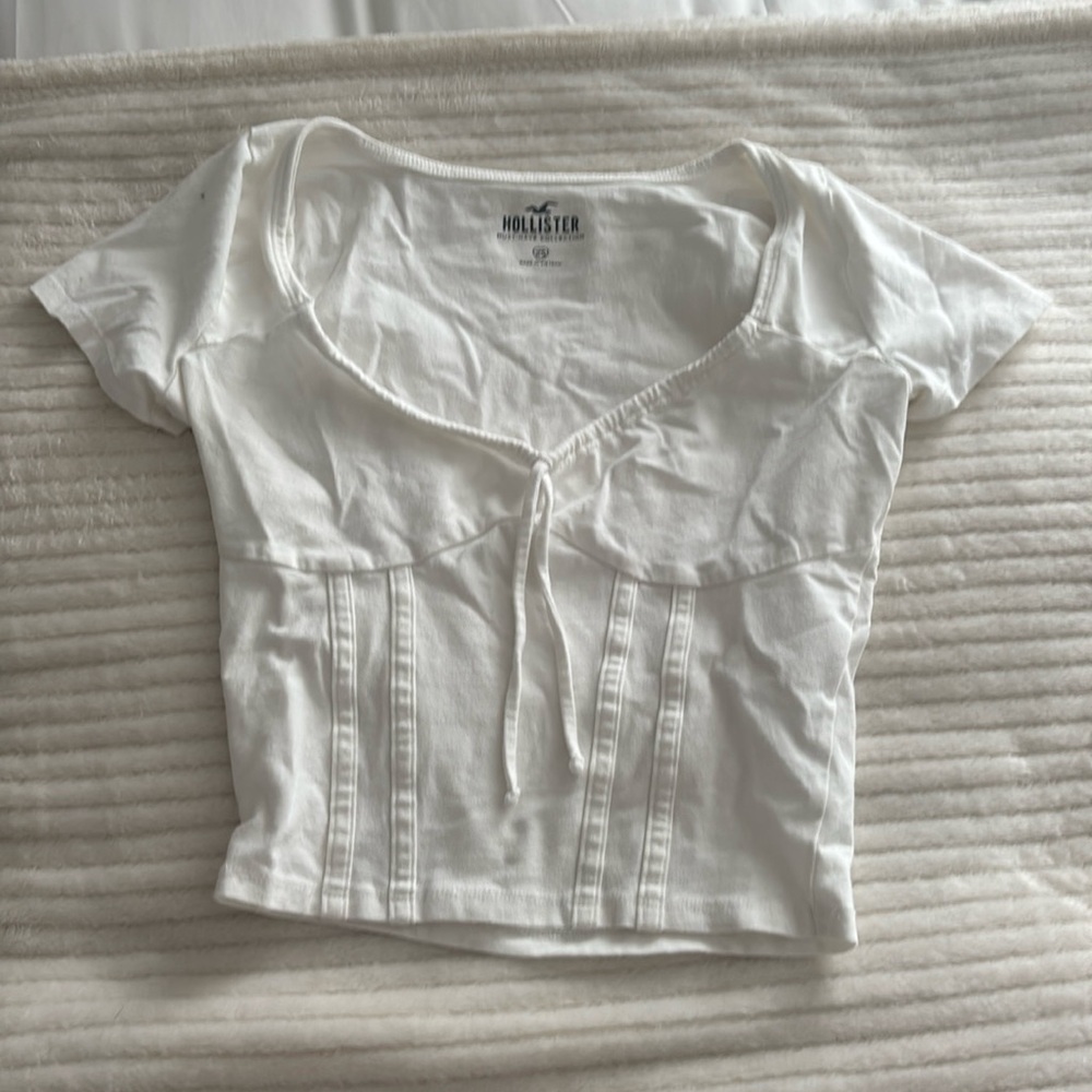 hollister crop top